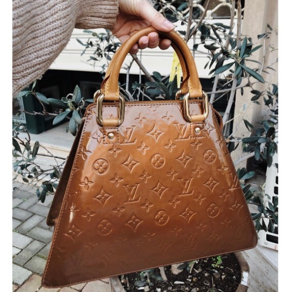 Louis Vuitton Handbags - UNIQUE Louis Vuitton Forsyth GM Trapezoid Vernis